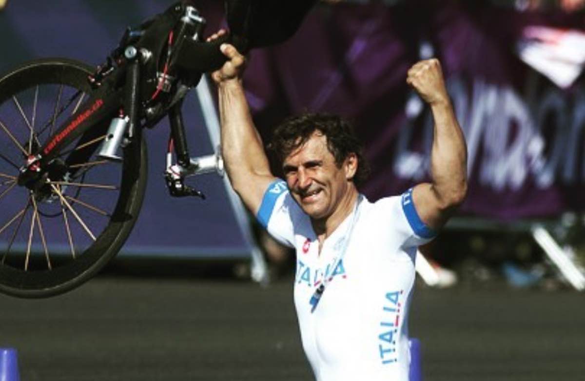 Alex Zanardi lacrime 