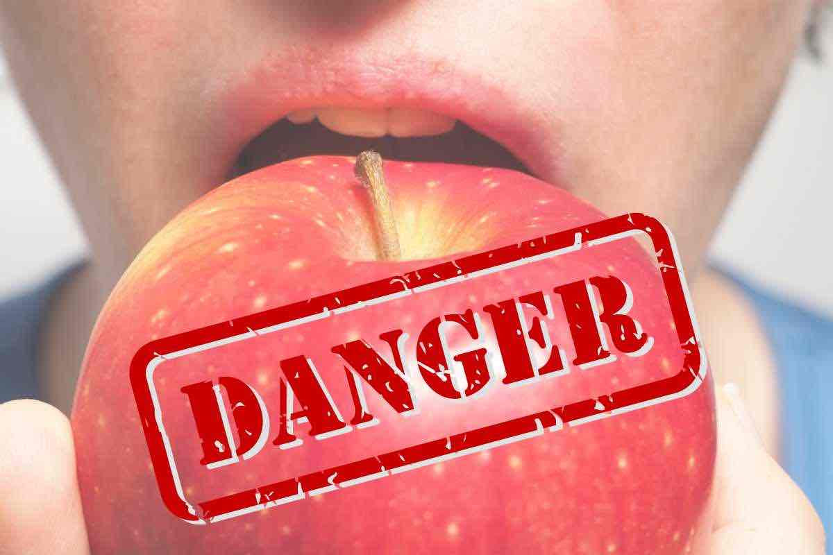 Mangiare una mela fa male