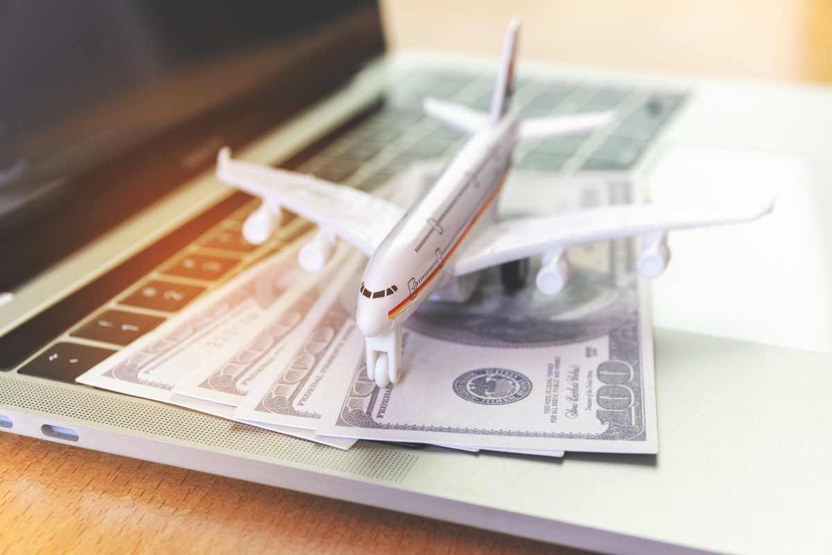 Scopri come risparmiare sul costo del volo